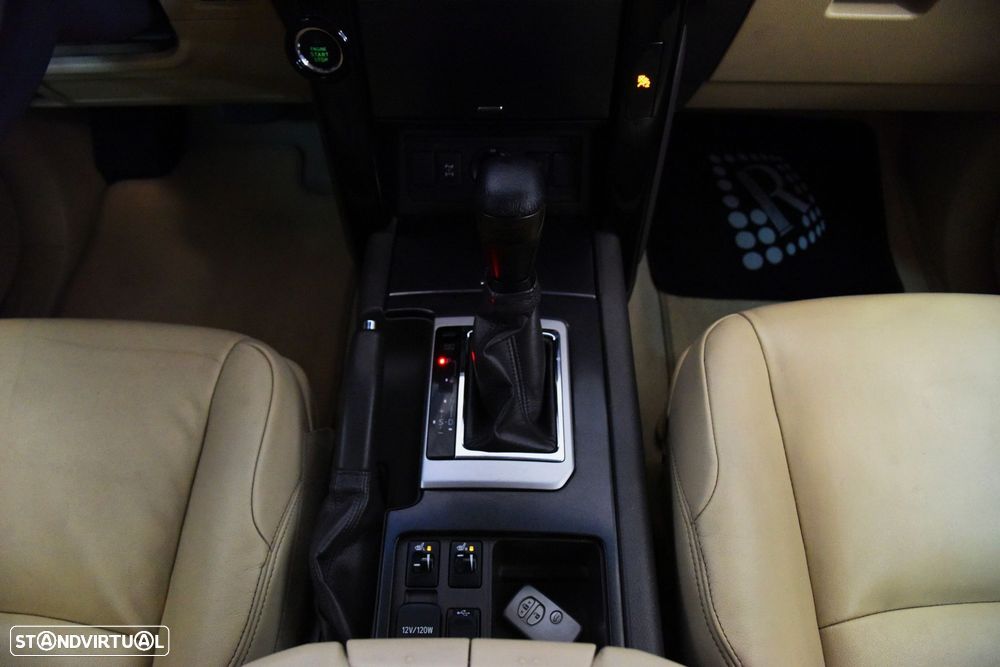 Toyota Land Cruiser 2.8 D-4D CA - 22
