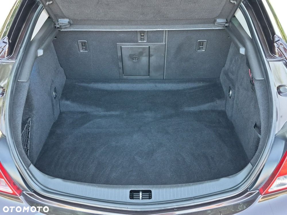 Opel Insignia - 23
