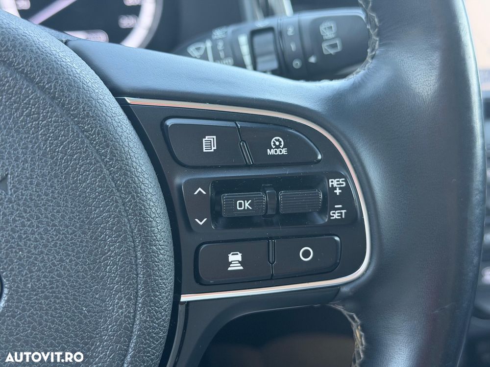 Kia Niro 1.6 GDI 2WD Aut. Spirit - 23