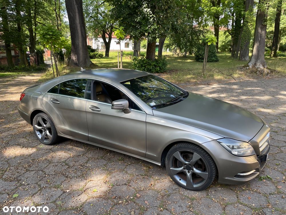 Mercedes-Benz CLS 350 CDI DPF BlueEFFICIENCY 7G-TRONIC Edition 1 - 2