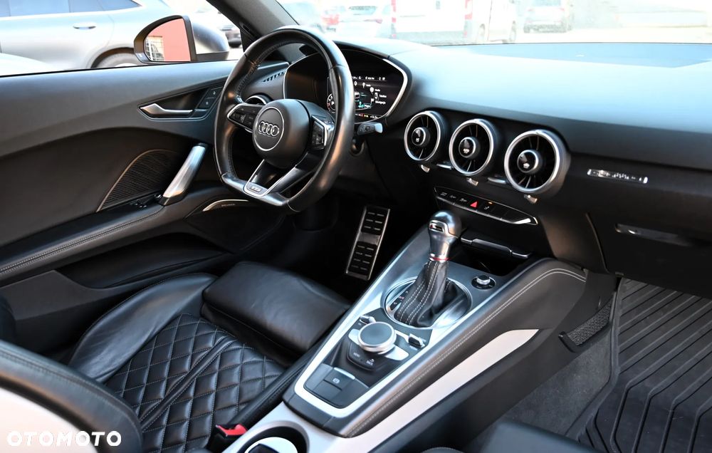 Audi TT S Coupé 2.0 TFSI Quattro tronic - 29