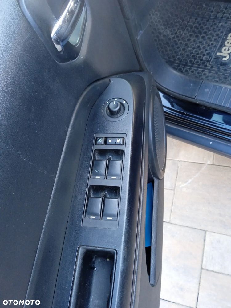 Jeep Patriot - 11