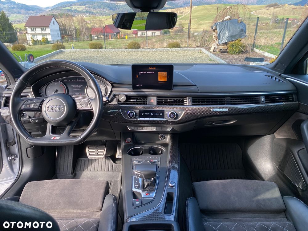 Audi S4 Limousine - 13
