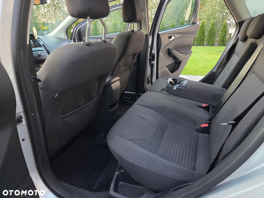 Ford Focus 2.0 TDCi Titanium ASS - 8