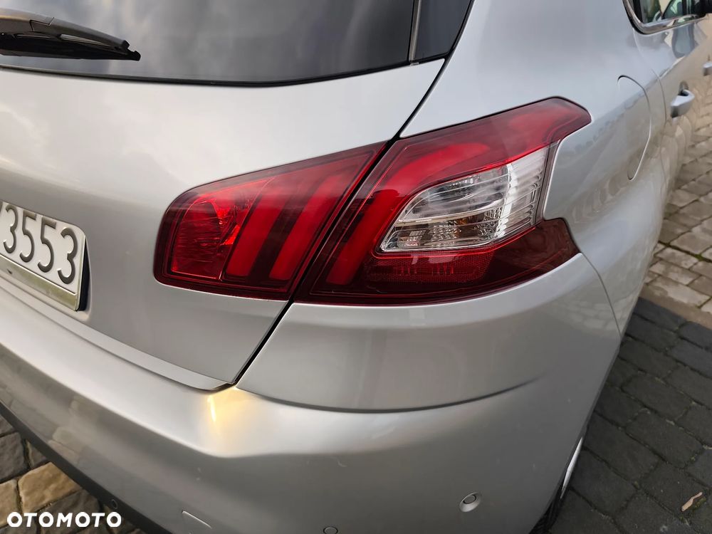 Peugeot 308 1.6 THP Allure - 6
