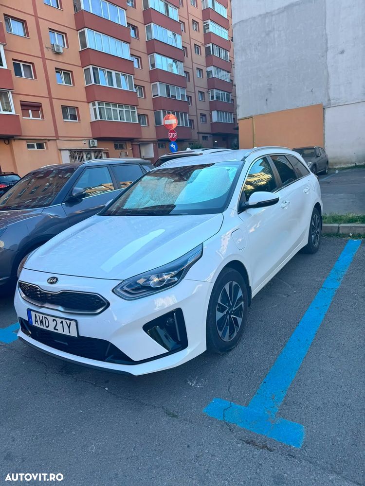 Kia Ceed - 9