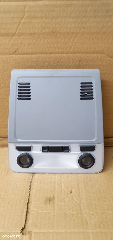 Lampka oświetlenie kabiny podsufitki BMW I E81 E87 9137479 6932827 9138277 - 1