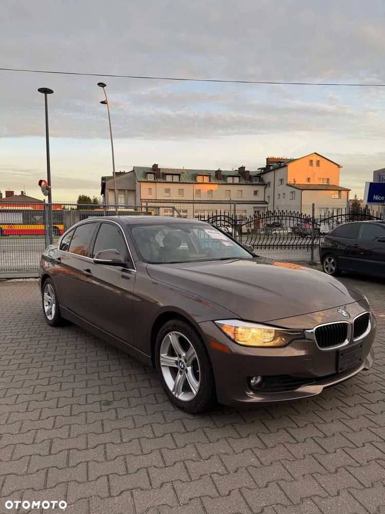 BMW Seria 3 328i Sport-Aut - 7