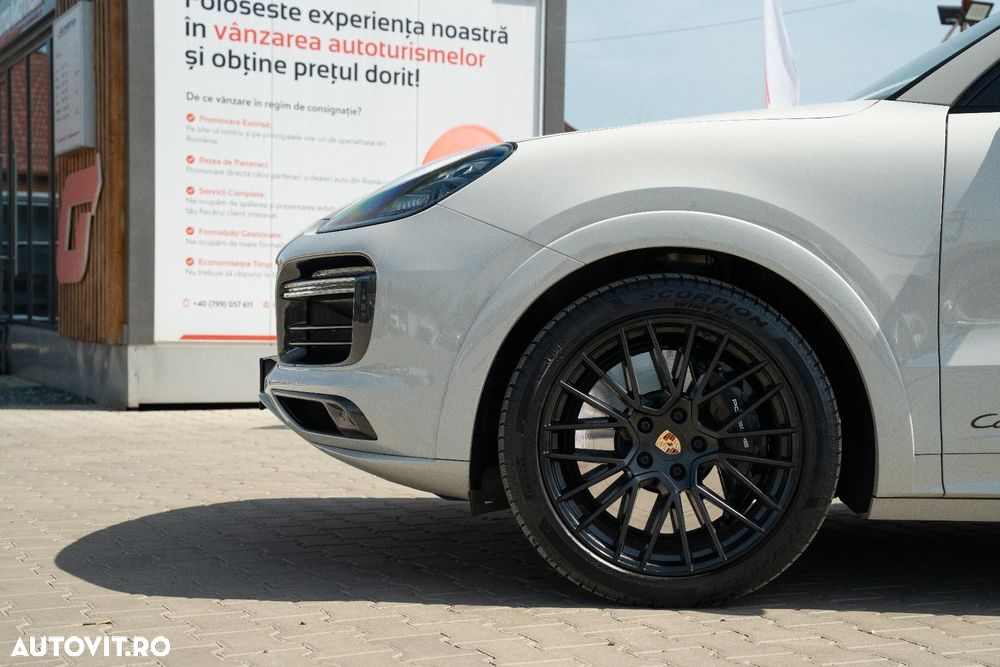 Porsche Cayenne Turbo - 39