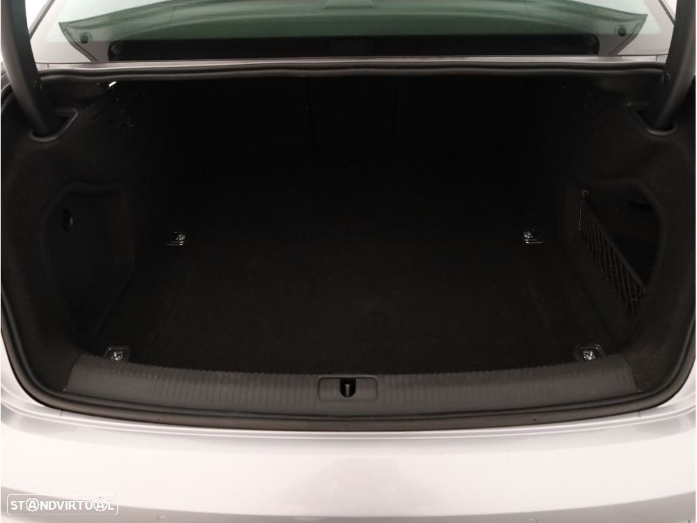 Audi A4 35 TDI Advanced S tronic - 17