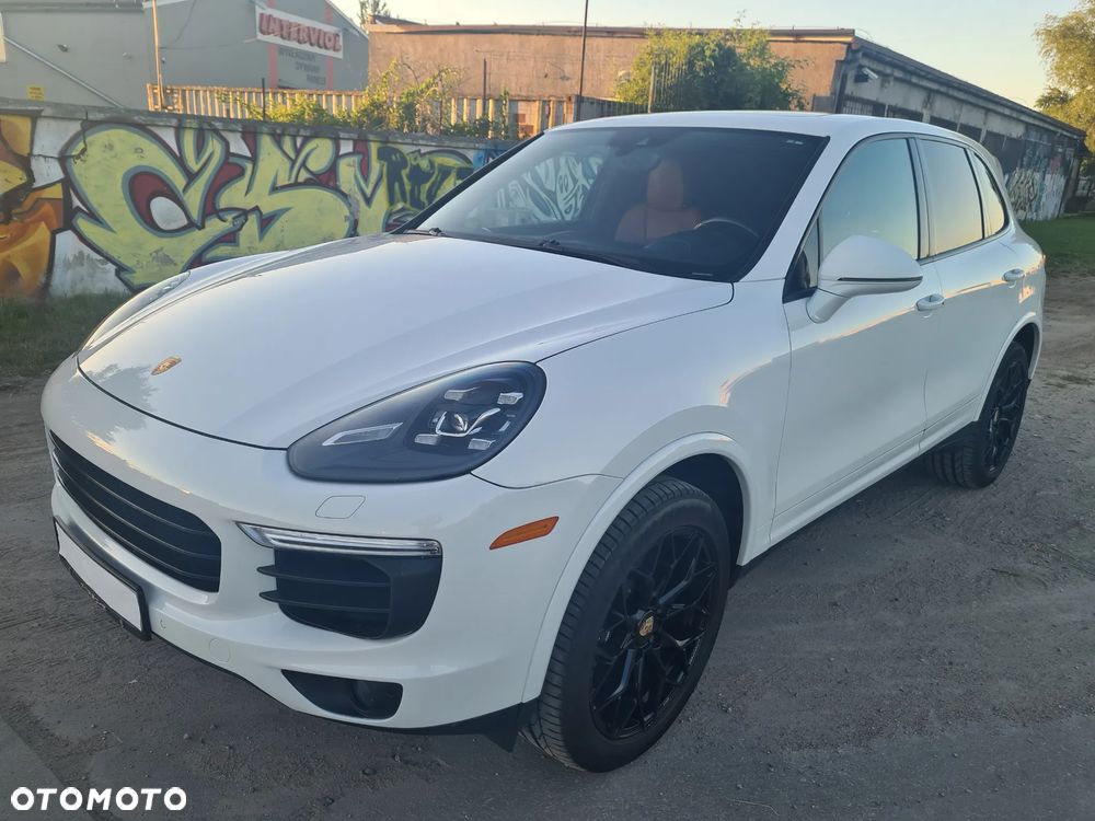 Porsche Cayenne Platinum Edition - 2