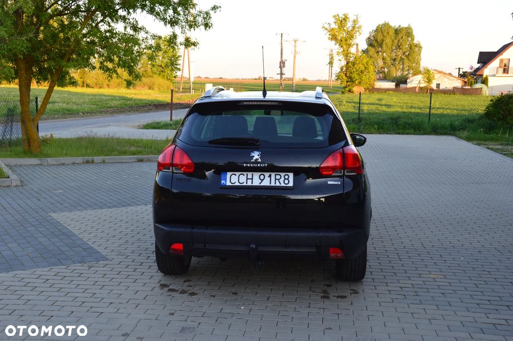 Peugeot 2008 - 13