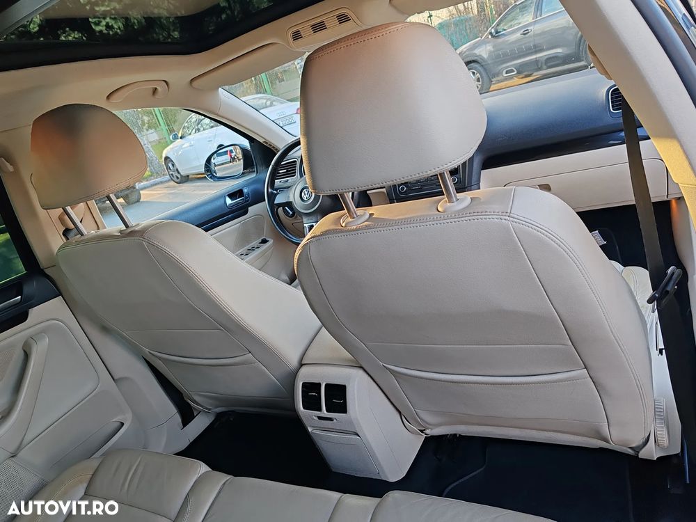 Volkswagen Golf 1.6 TDI DPF BlueMotion Technology Highline - 7