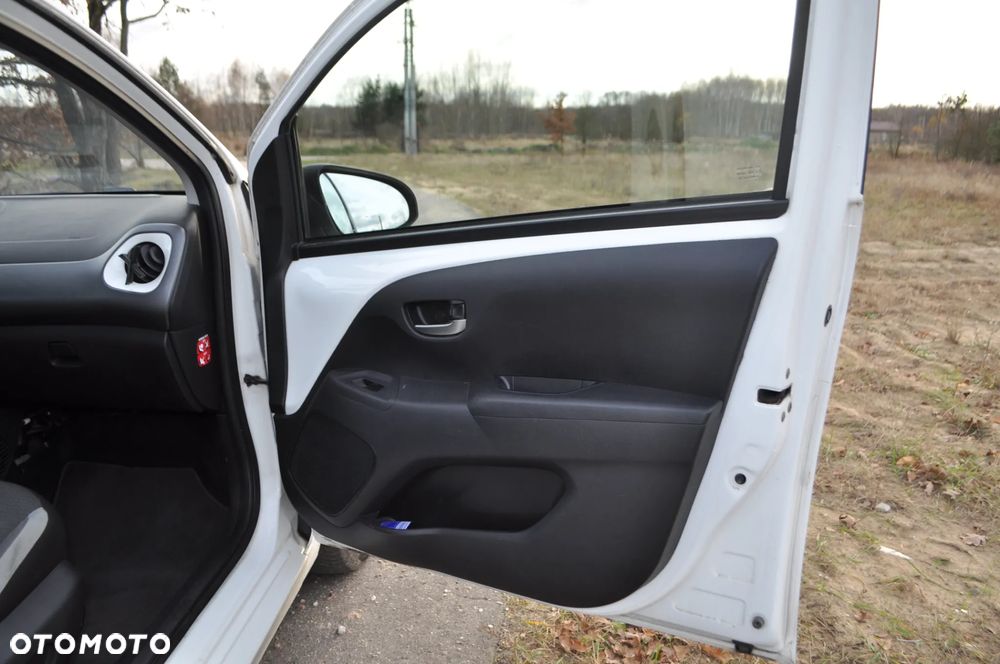 Toyota Aygo 1.0 VVT-i Color Edition - 16