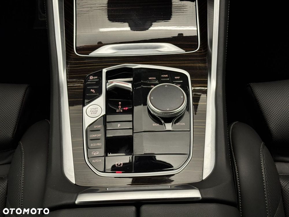 BMW X6 xDrive30d mHEV - 35
