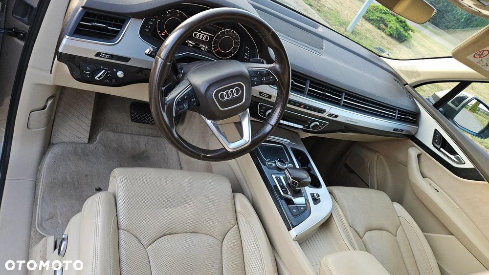 Audi Q7 - 14
