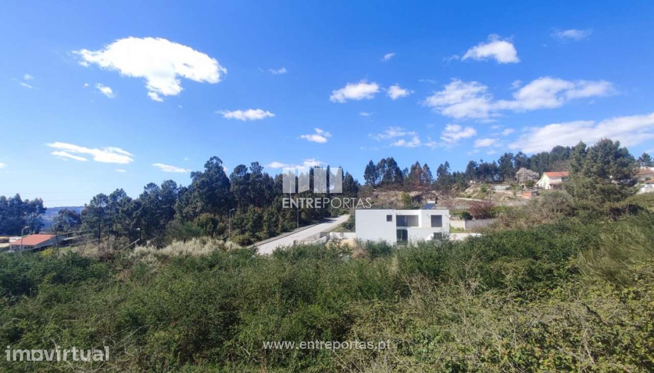 Venda 2 Lotes de Terreno com possibilidade de construção de 2 Moradi - Grande imagem: 5/30
