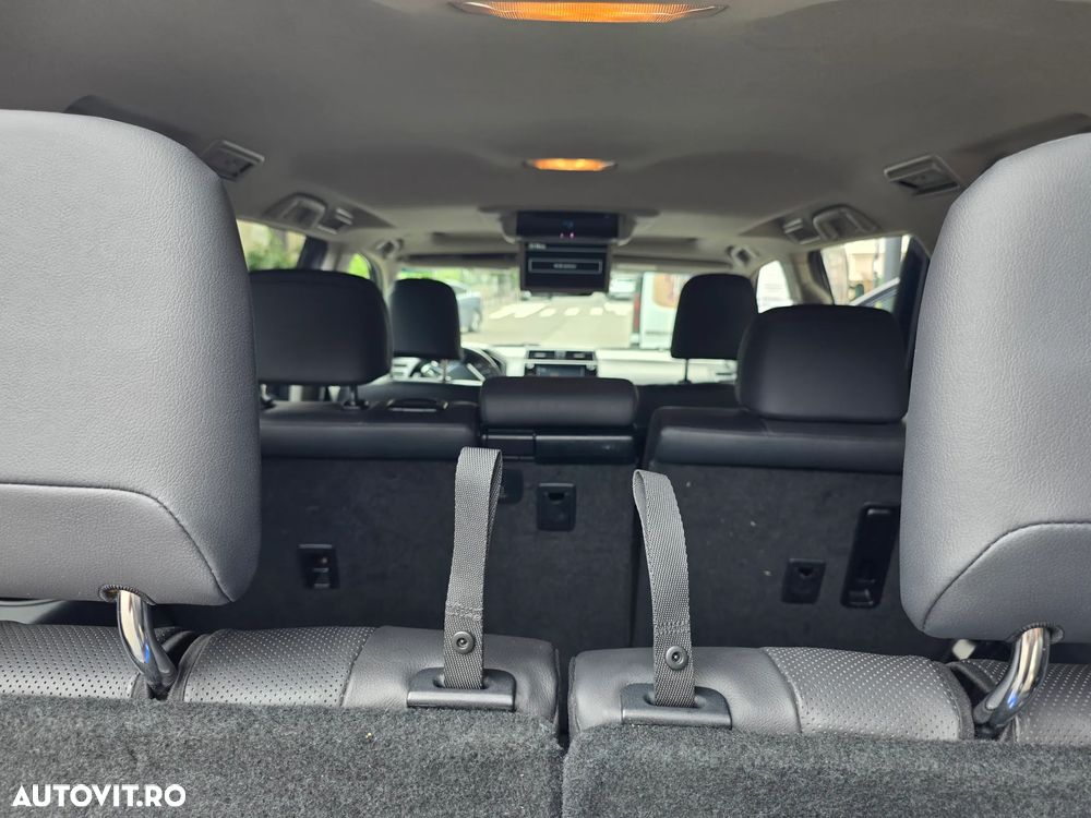 Toyota Land Cruiser 2.8l Turbo D-4D Aut. Luxury - 12