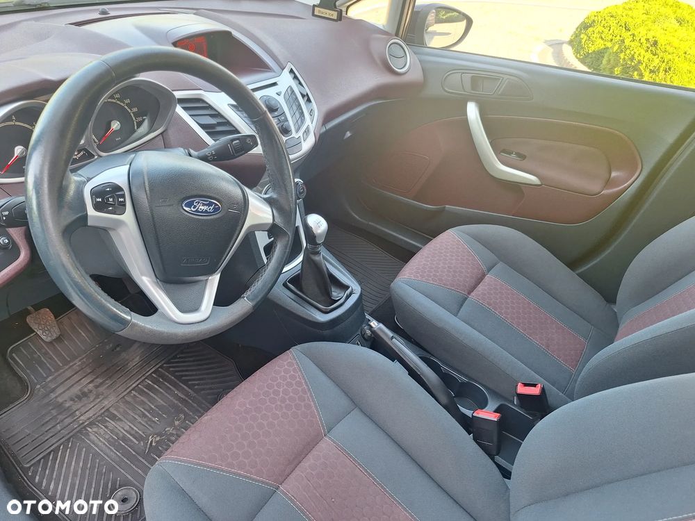 Ford Fiesta 1.25 Titanium - 9