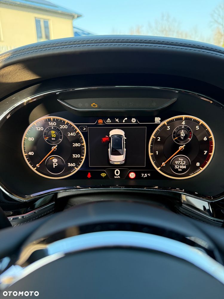 Bentley Flying Spur - 11