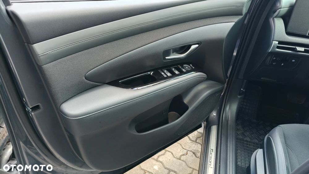 Hyundai Tucson 1.6 T-GDi 48V-Hybrid 2WD DCT Select - 13