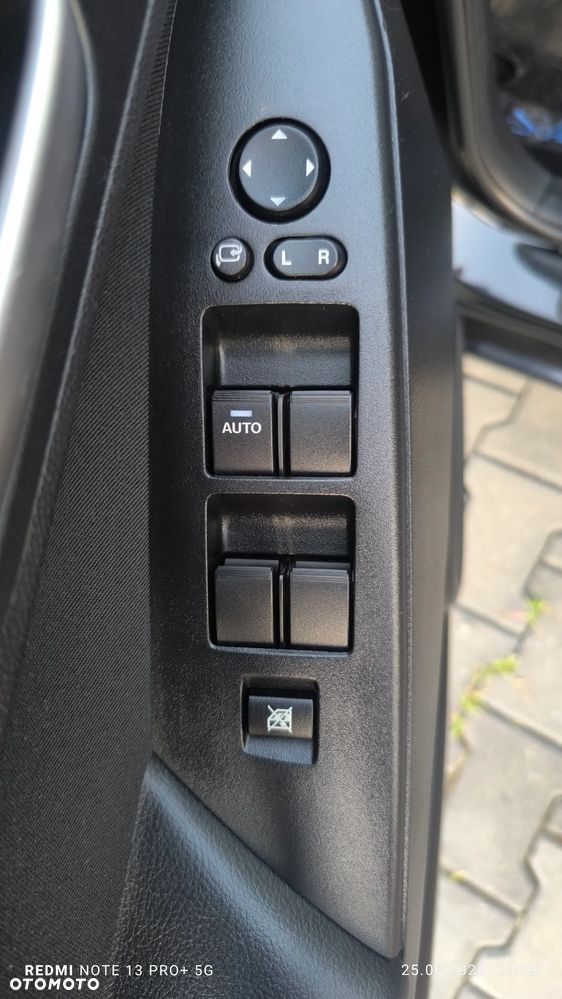 Mazda 3 2.0 MZR DISI Edition - 26