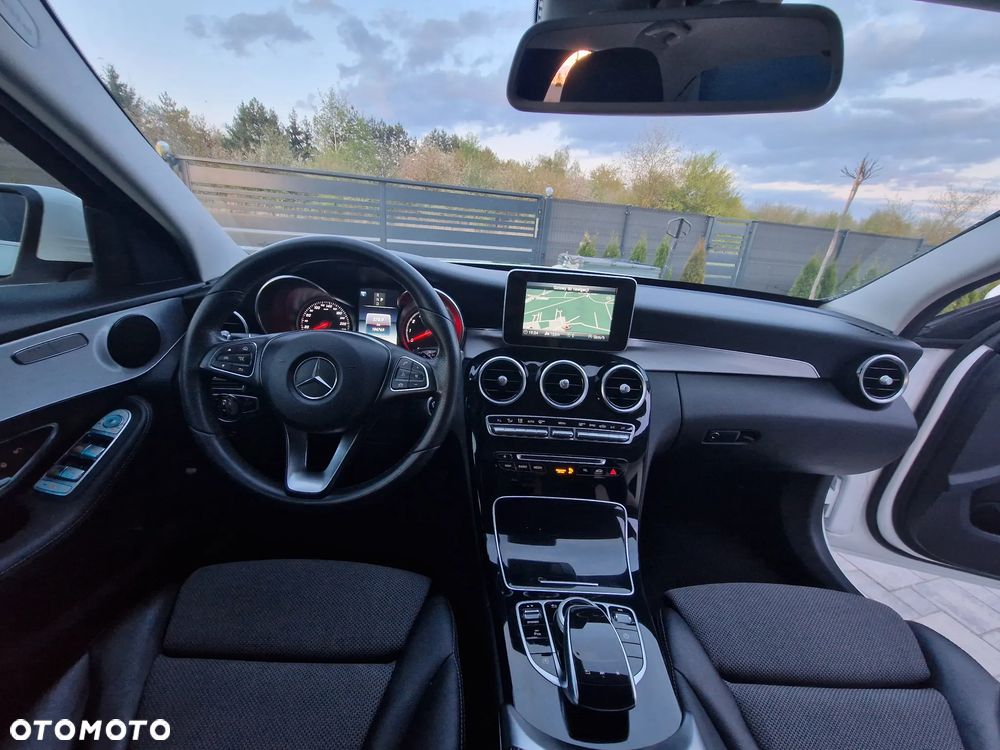 Mercedes-Benz Klasa C 180 Business Edition 9G-TRONIC - 21