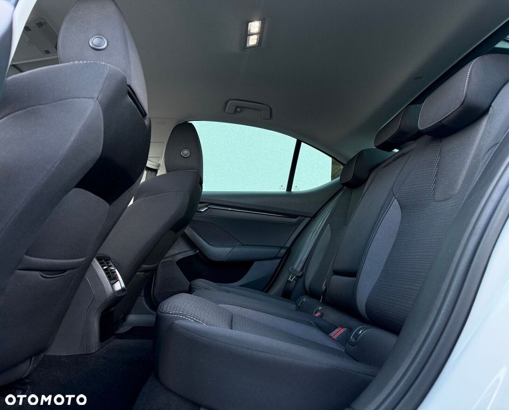 Skoda Octavia 1.5 TSI ACT Ambition - 9