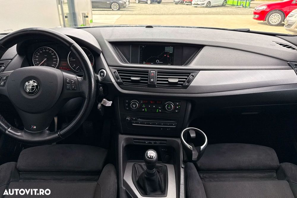 BMW X1 xDrive18d Sport Line - 7