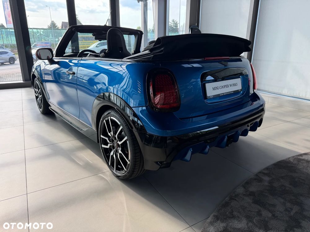 MINI John Cooper Works - 8