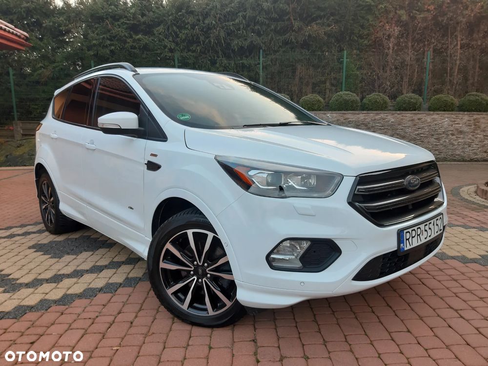 Ford Kuga 2.0 TDCi 4x4 ST-Line - 11
