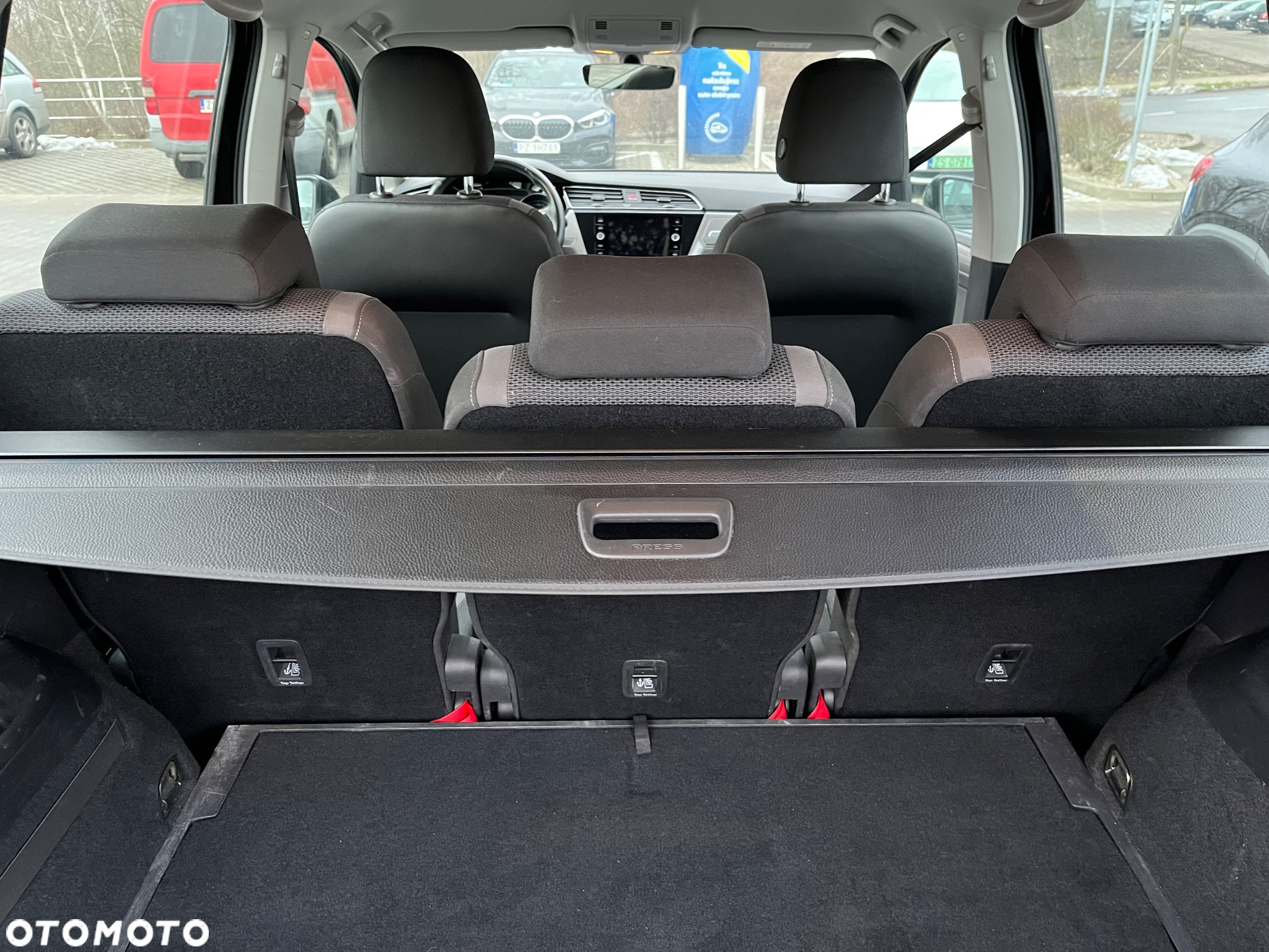 Volkswagen Touran 1.6 TDI SCR (BlueMotion Technology) DSG Trendline - 8