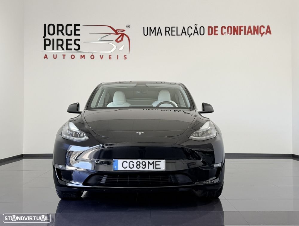 Tesla Model Y Performance Dual Motor AWD - 11