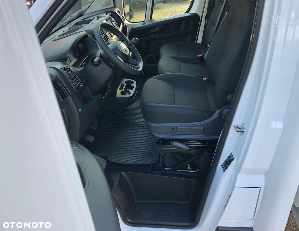 Fiat DUCATO WINDA DHOLLANDIA DMC3.5t ŁADOWNOŚĆ 800KG KONTENER PLUS DRZWI BOCZNE - 31