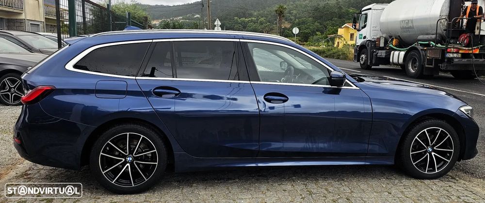 BMW 320 d Aut. Sport Line - 32
