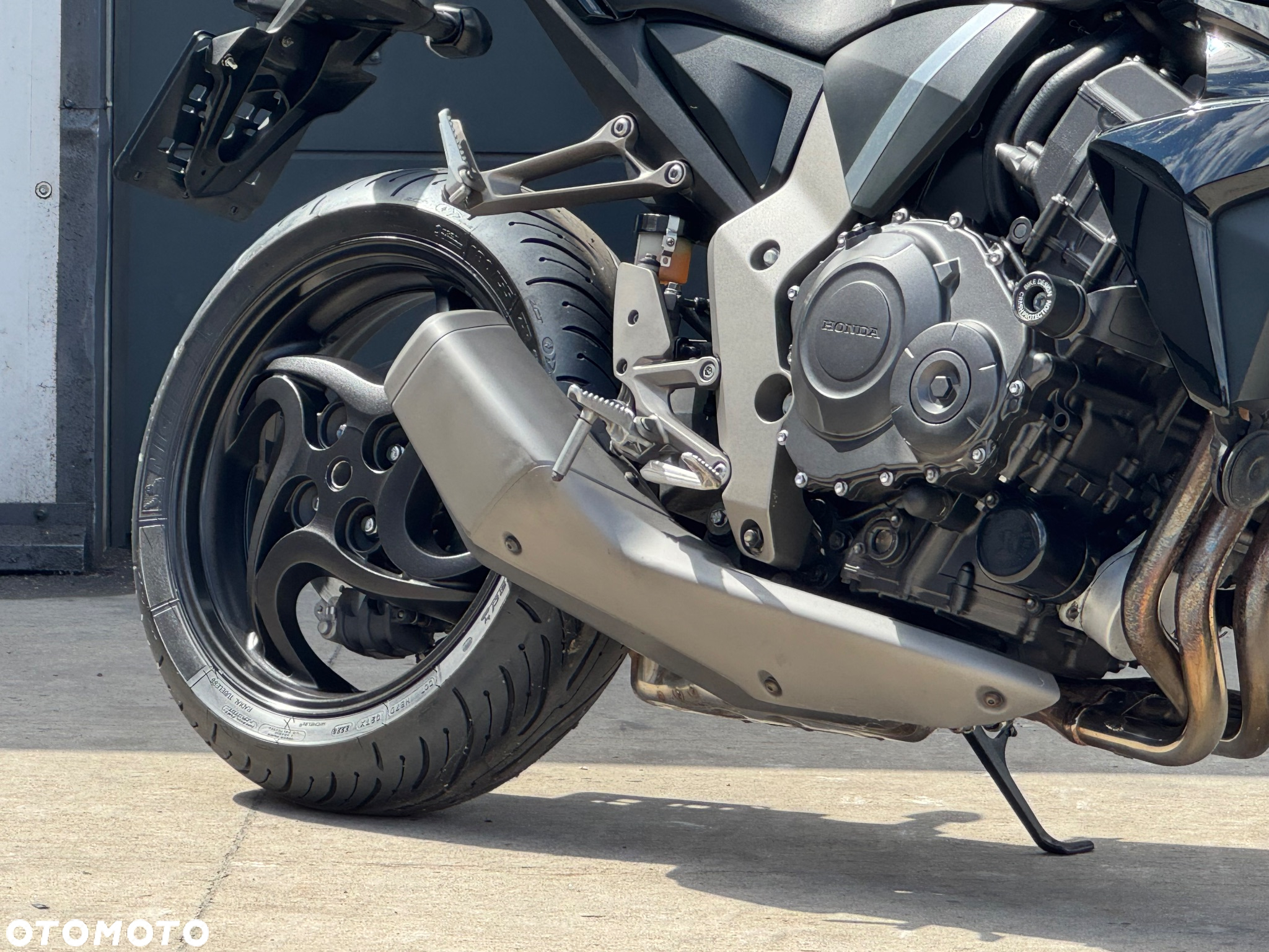 Honda CB - 4