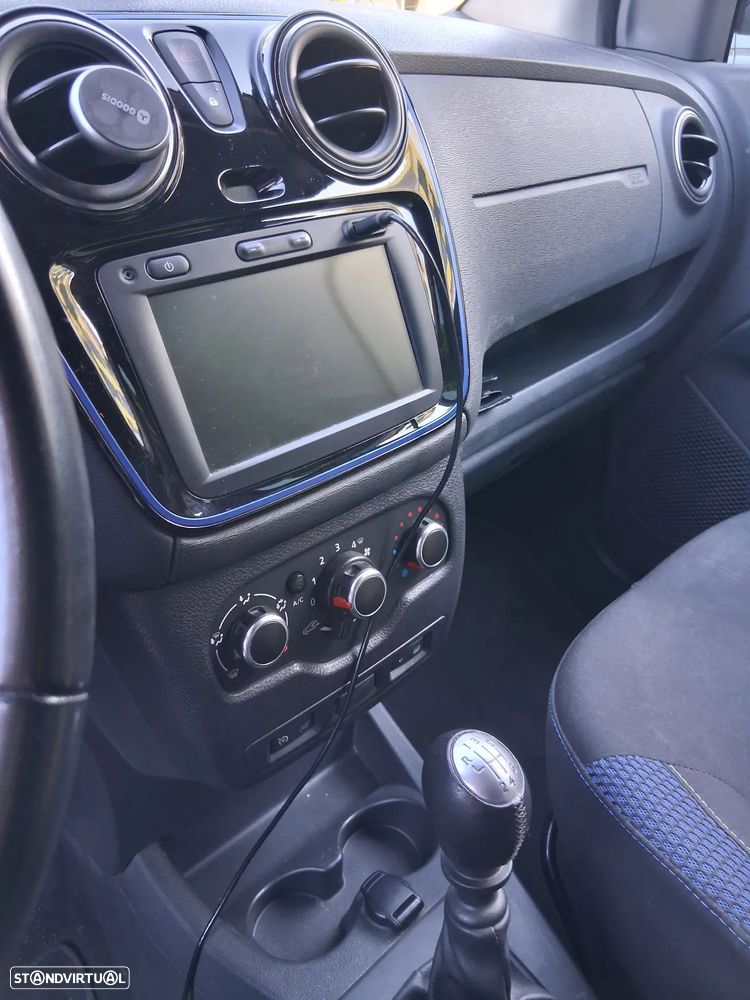 Dacia Lodgy 1.5 Blue dCi SL Go 7L - 13