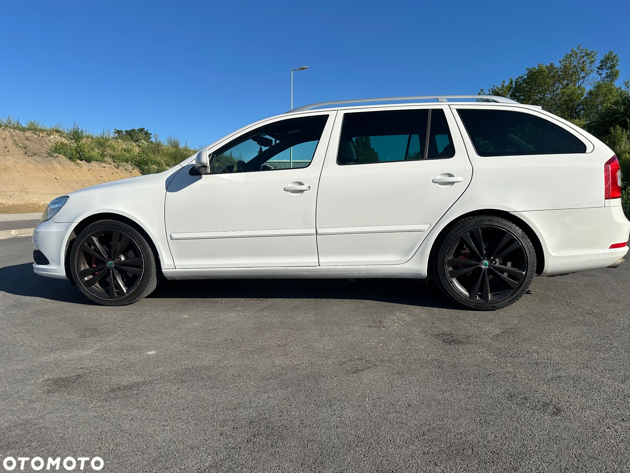 Skoda Octavia 2.0 TDI CR DPF DSG RS - 16