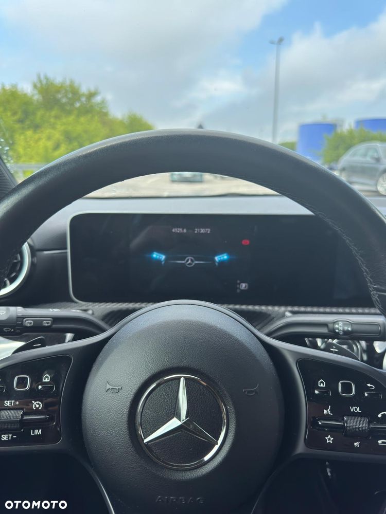 Mercedes-Benz Klasa A 180 d Style 7G-DCT - 15