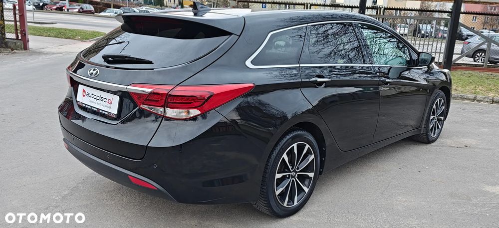 Hyundai i40 Kombi 1.7 CRDi Premium - 9