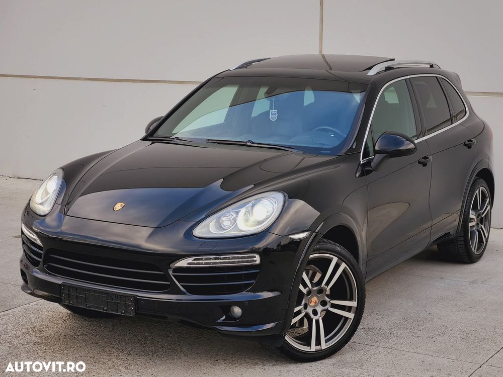 Porsche Cayenne - 1