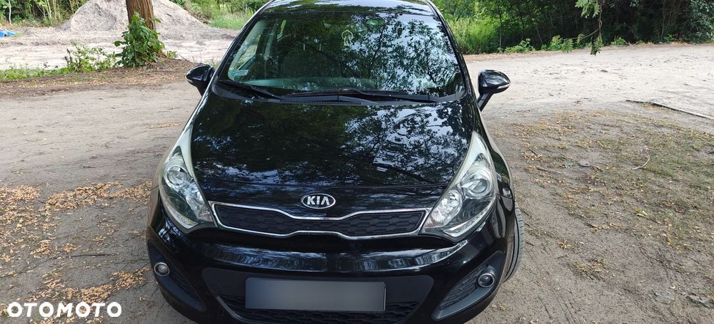 Kia Rio - 10