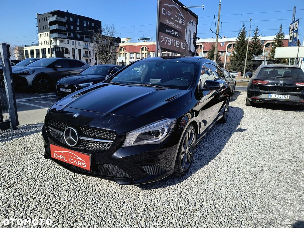 Mercedes-Benz CLA 180 Peak Edition - 11