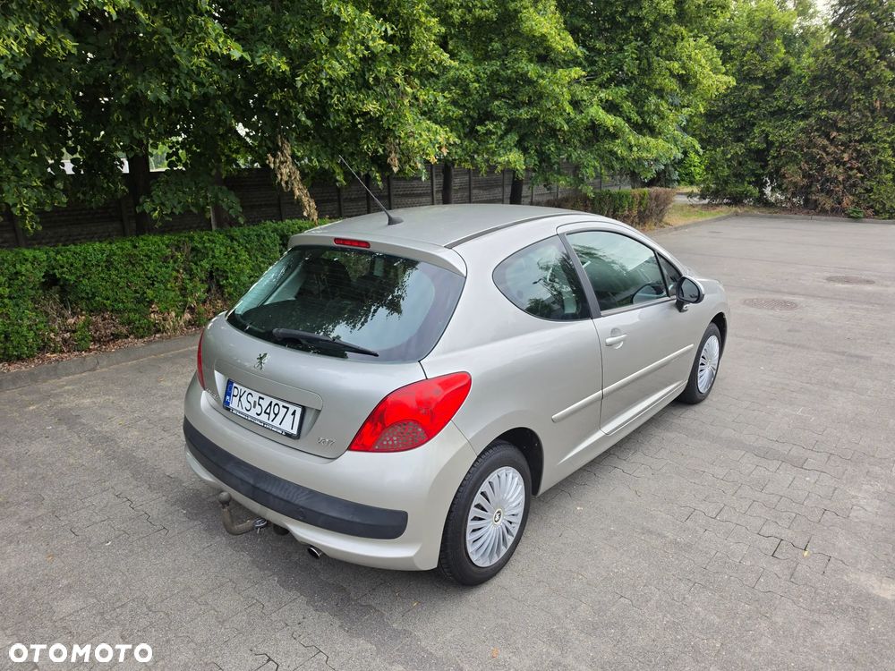 Peugeot 207 - 2