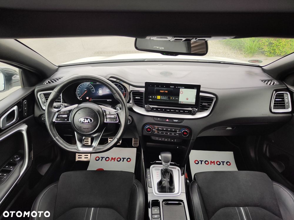Kia Ceed 1.5 T-GDI DCT7 OPF GT Line - 16