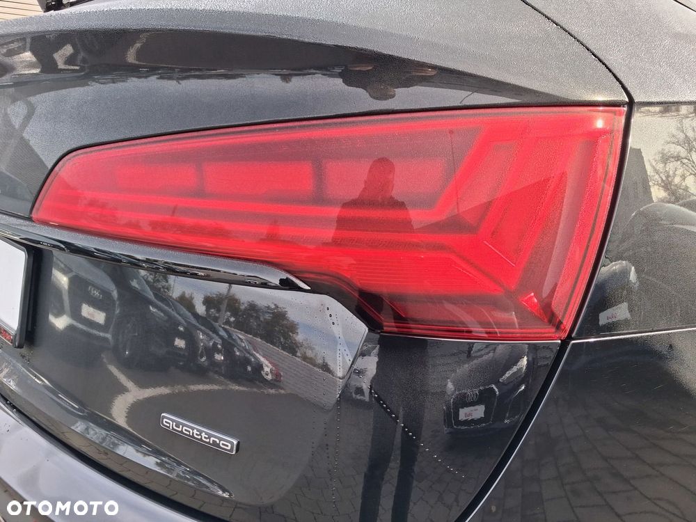 Audi Q5 Sportback - 9