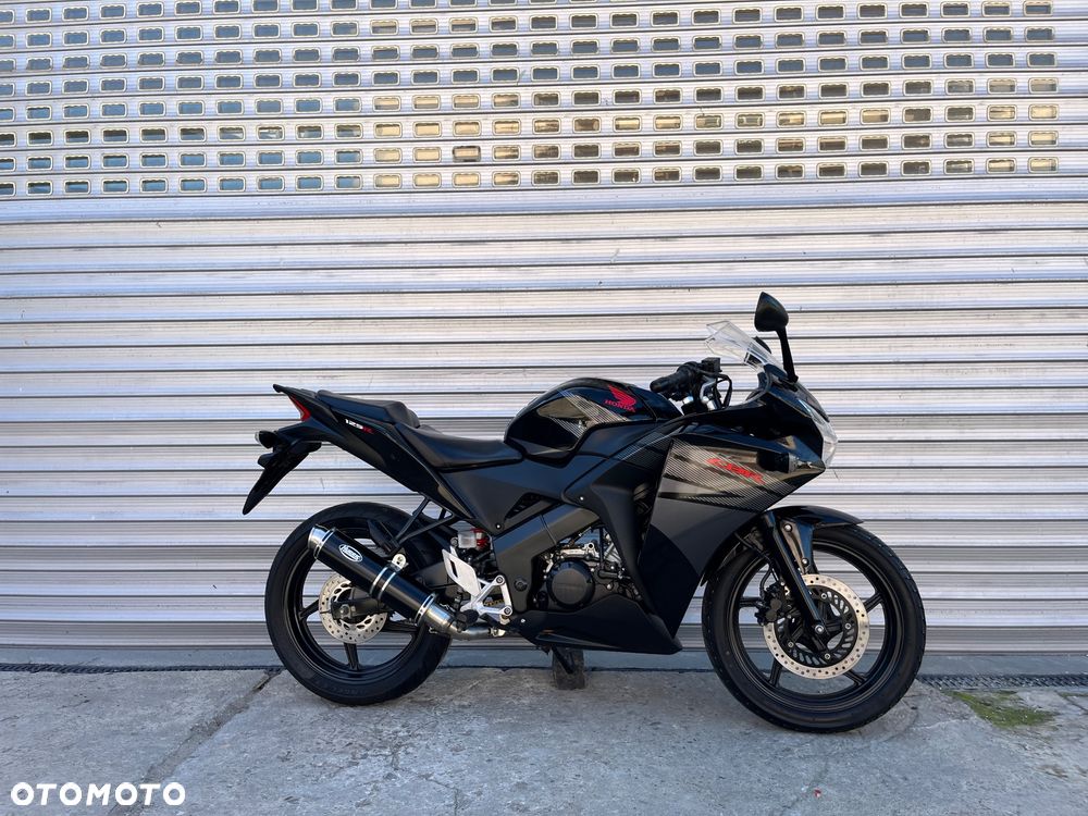Honda CBR - 33