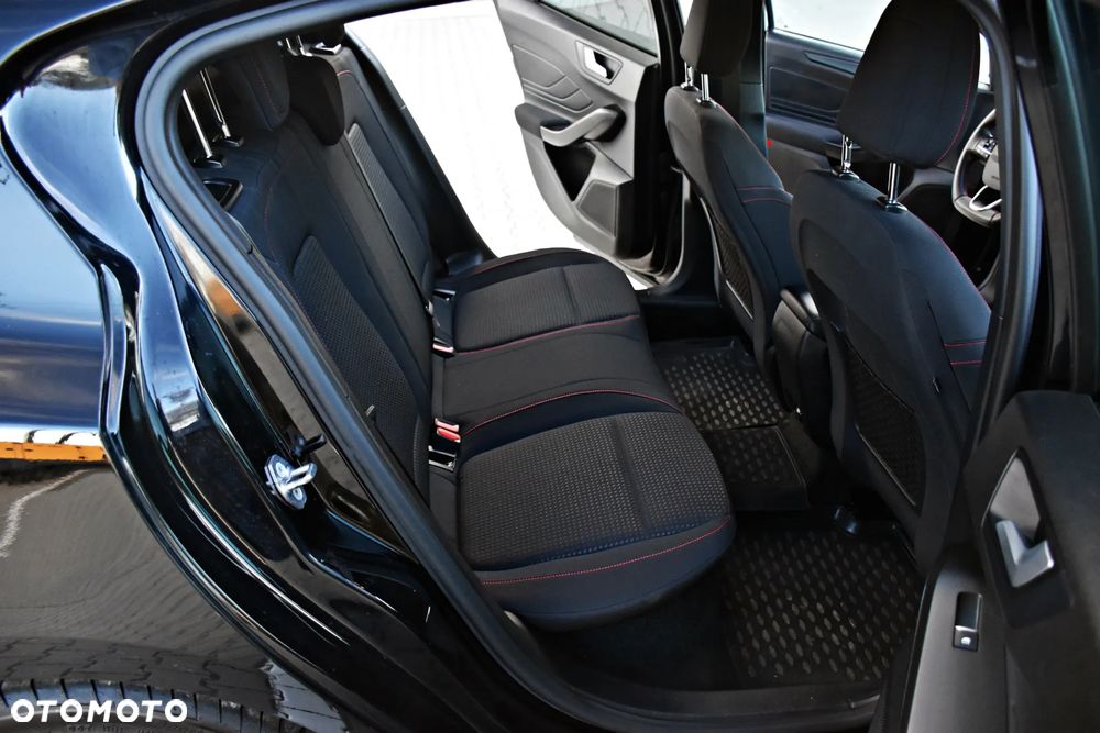 Ford Focus 1.0 EcoBoost STart-Stopp-System ST-LINE X - 29