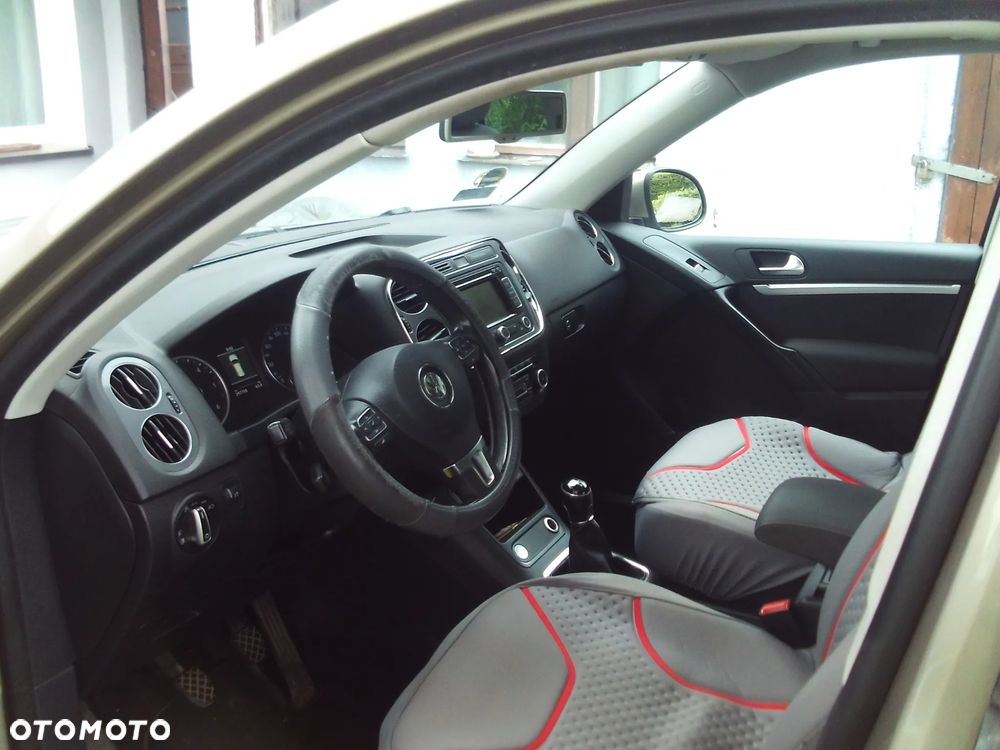 Volkswagen Tiguan 2.0 TDI 4Mot Sport&Style - 4