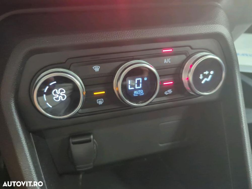 Dacia Sandero - 5